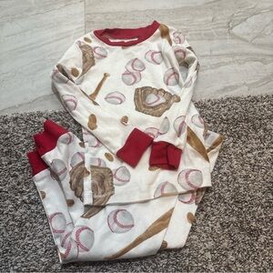 Burt’s Bees Baseball Print Pajama Set size 24 months cotton